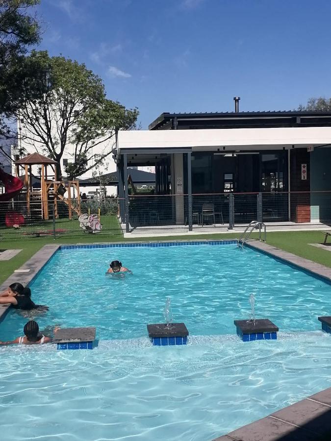 The Jade Somerset West Kapstadt Exterior foto